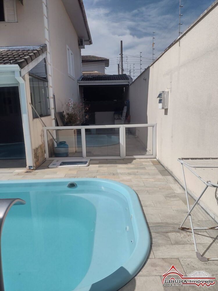 Casa à venda com 3 quartos, 180m² - Foto 54
