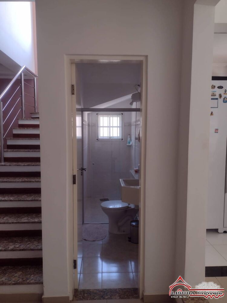 Casa à venda com 3 quartos, 180m² - Foto 42