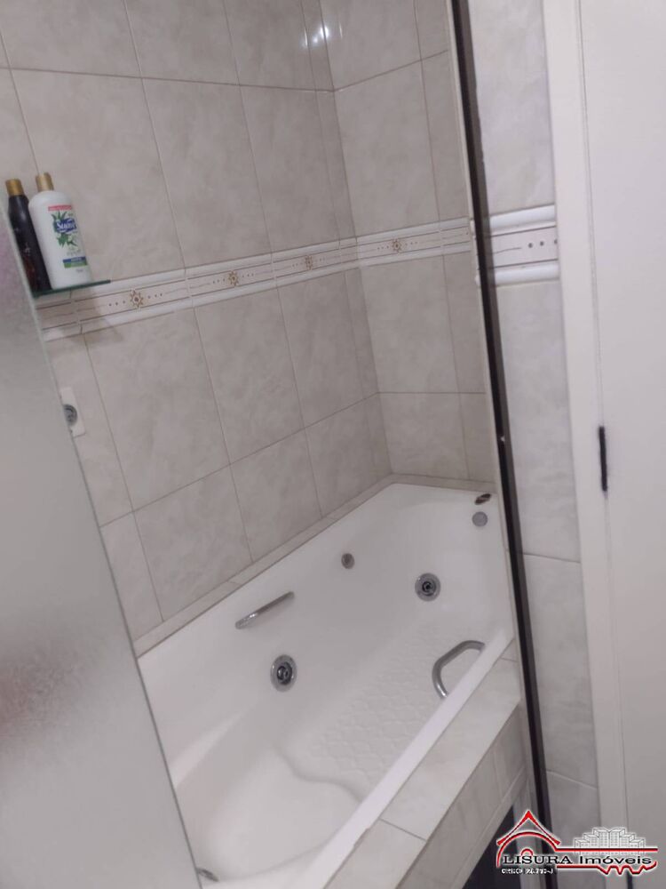 Casa à venda com 3 quartos, 180m² - Foto 34
