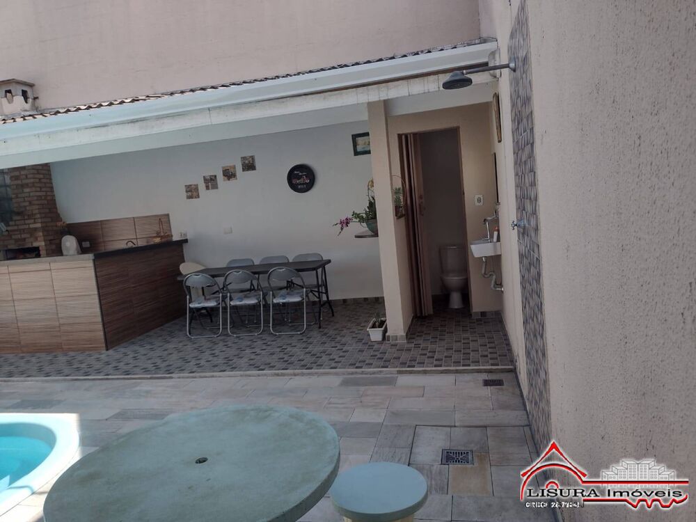 Casa à venda com 3 quartos, 180m² - Foto 47