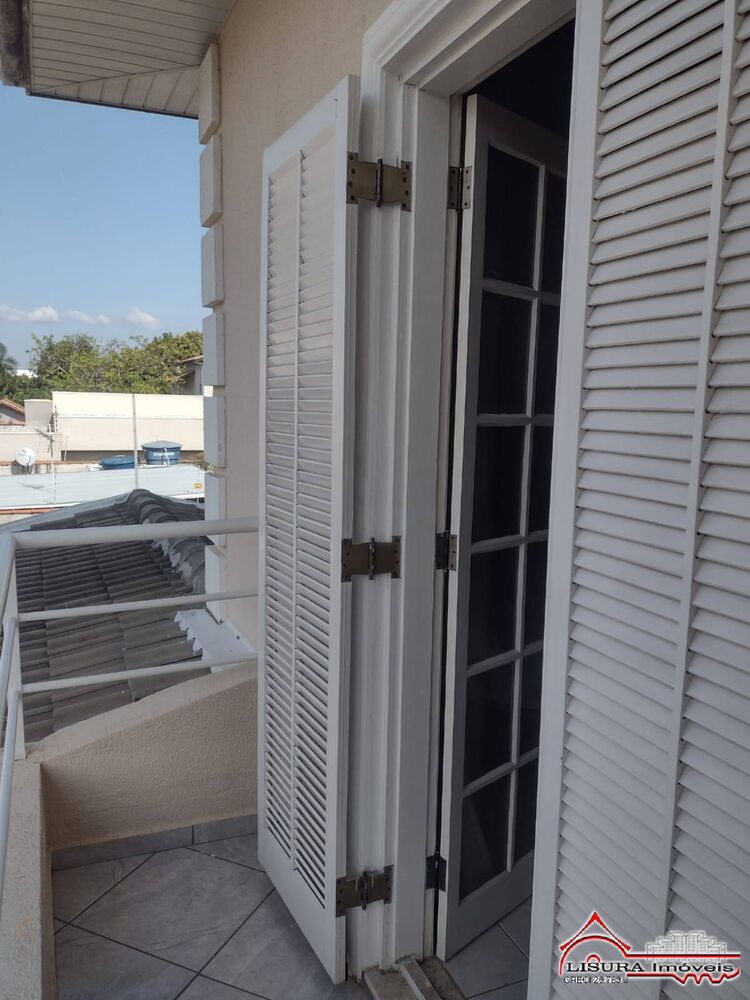 Casa à venda com 3 quartos, 180m² - Foto 17