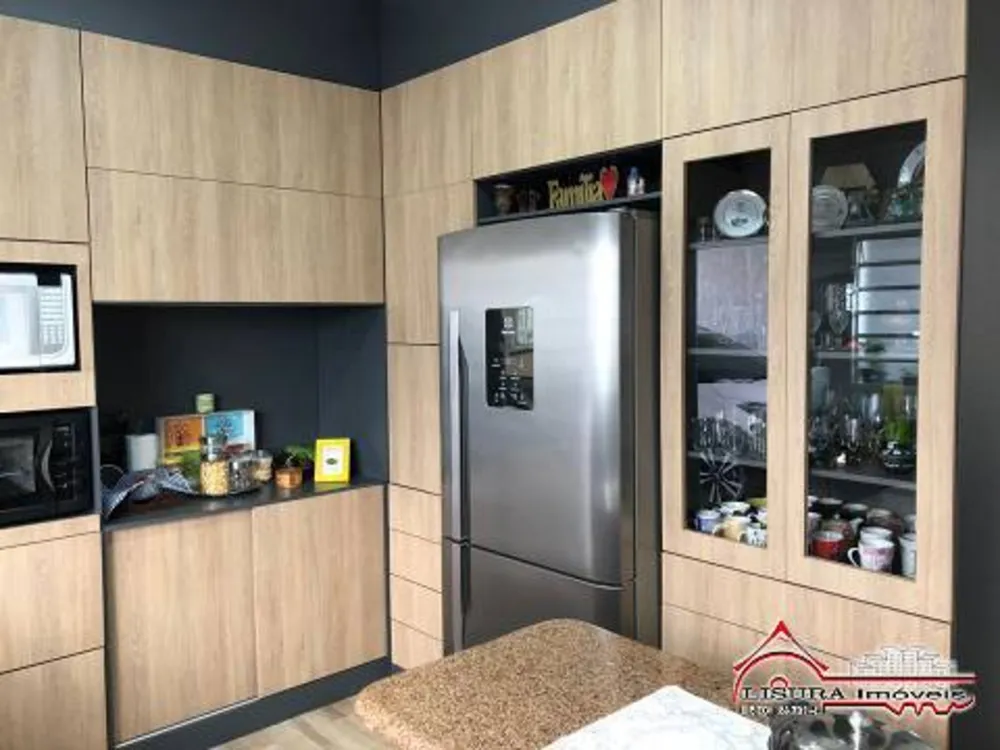Casa, 5 quartos, 250 m² - Foto 4