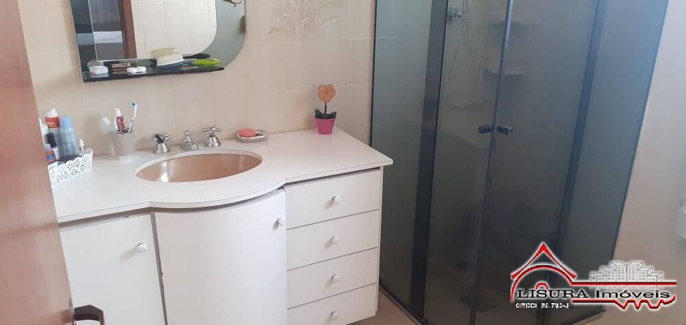 Casa à venda com 4 quartos, 259m² - Foto 10
