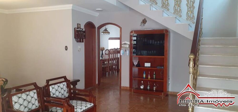 Casa à venda com 4 quartos, 259m² - Foto 7
