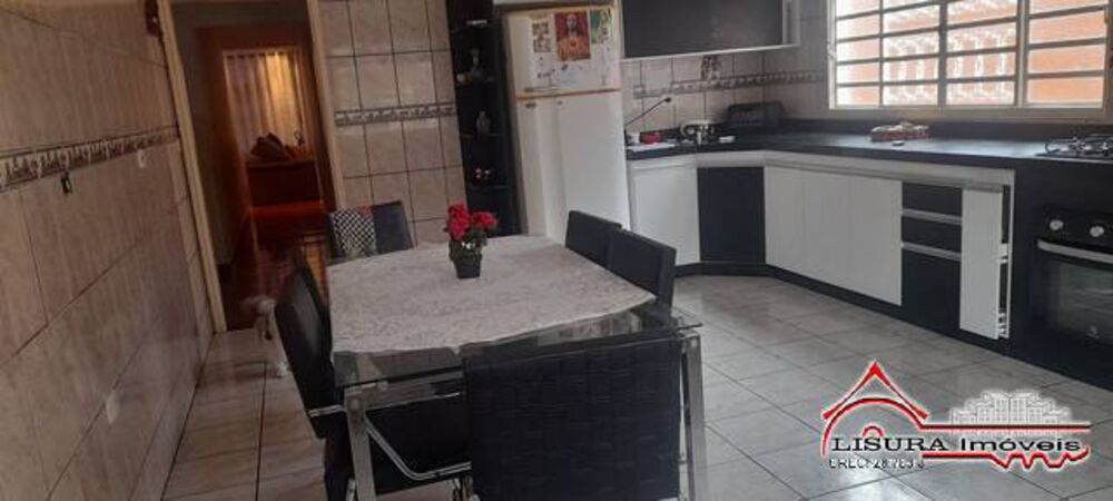 Casa à venda com 3 quartos, 227m² - Foto 6