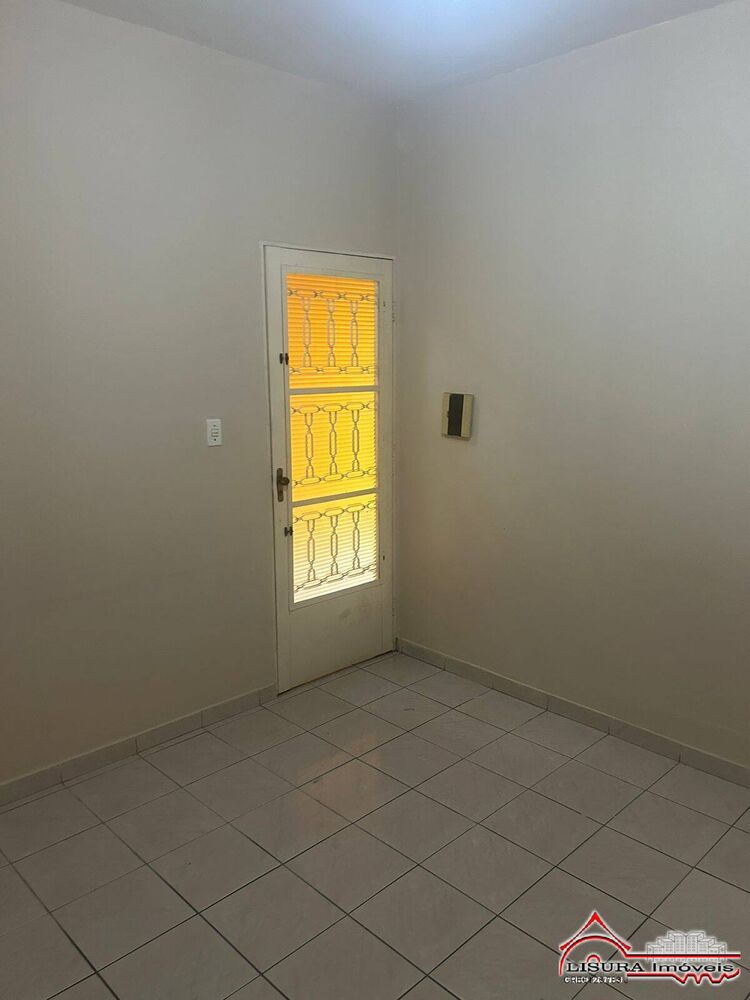 Casa à venda com 1 quarto, 105m² - Foto 4