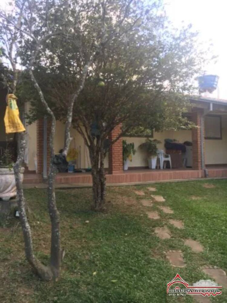 Chácara à venda com 2 quartos, 256m² - Foto 2