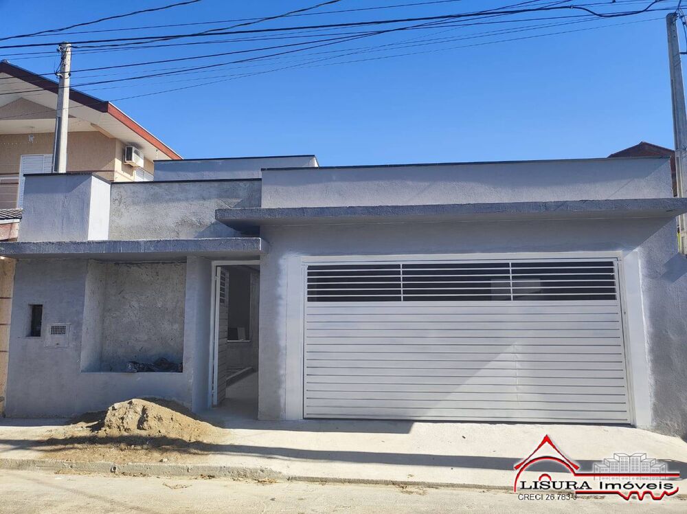 Casa à venda com 3 quartos, 250m² - Foto 1
