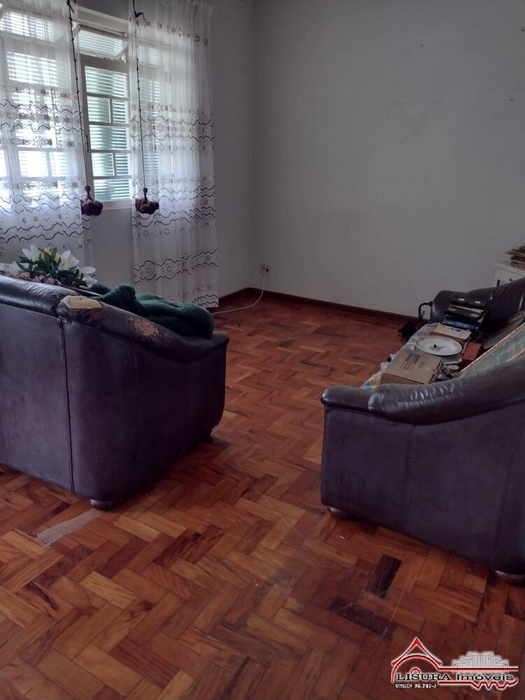 Casa à venda com 3 quartos, 250m² - Foto 3