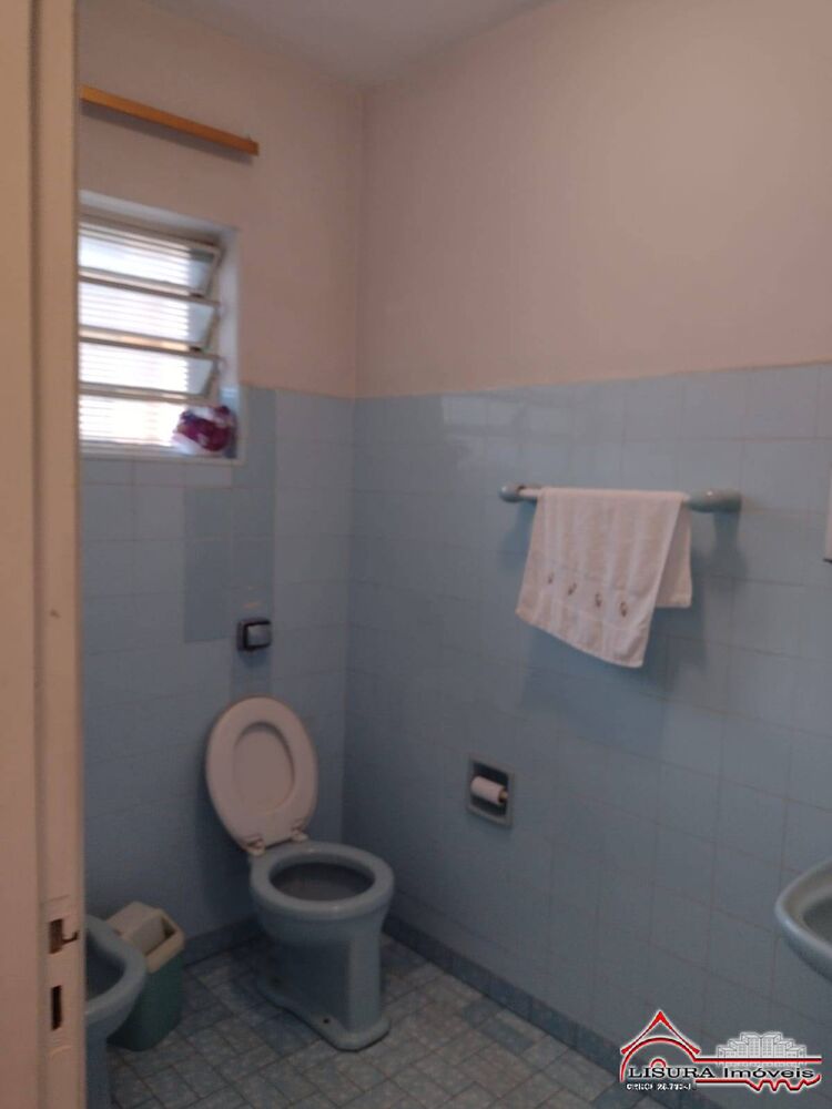 Casa à venda com 3 quartos, 250m² - Foto 5