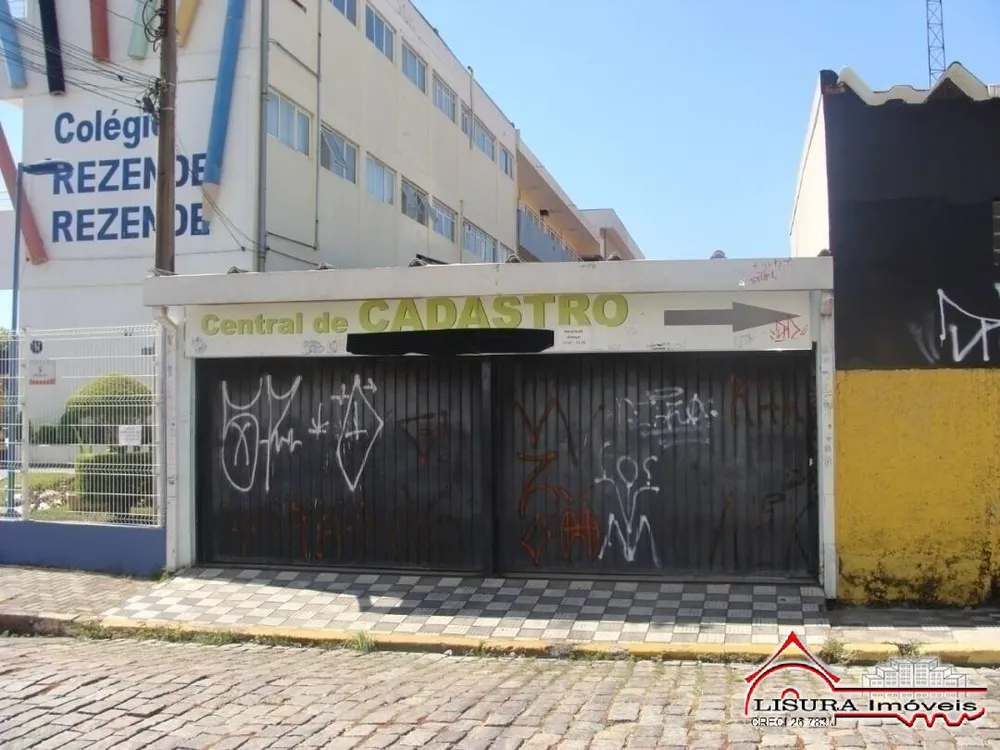 Casa, 4 quartos, 224 m² - Foto 1