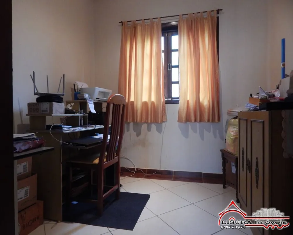 Casa, 3 quartos, 234 m² - Foto 2