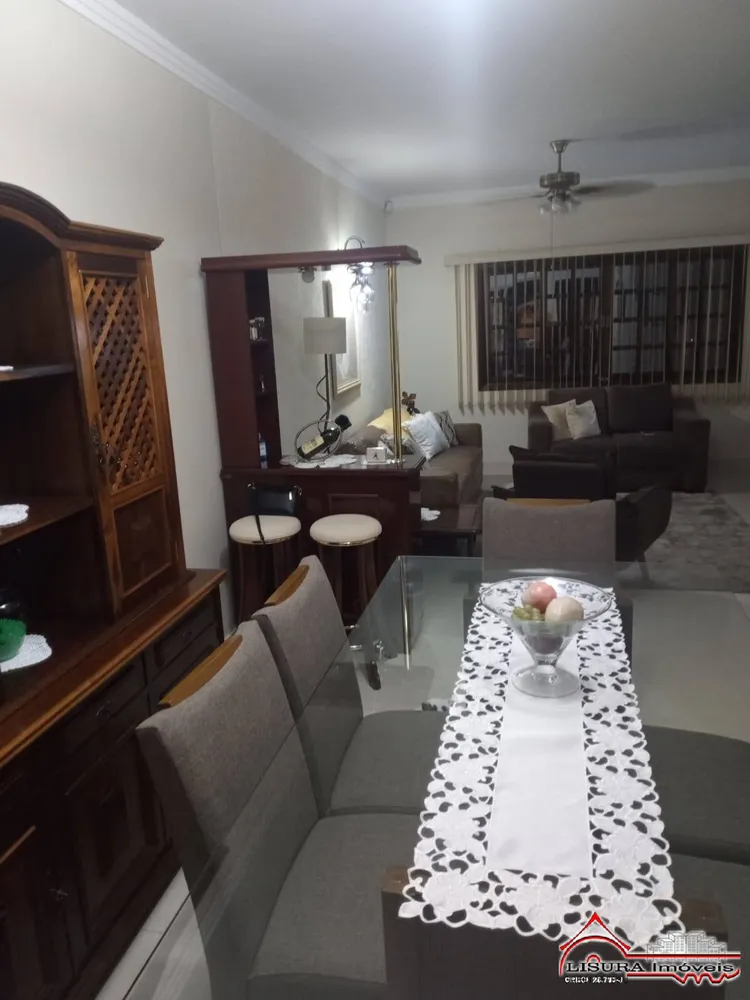Casa, 3 quartos, 173 m² - Foto 1
