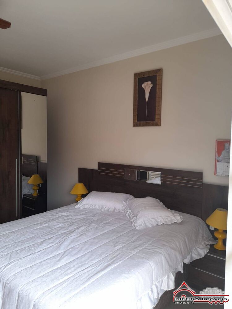 Casa à venda com 3 quartos, 343m² - Foto 4