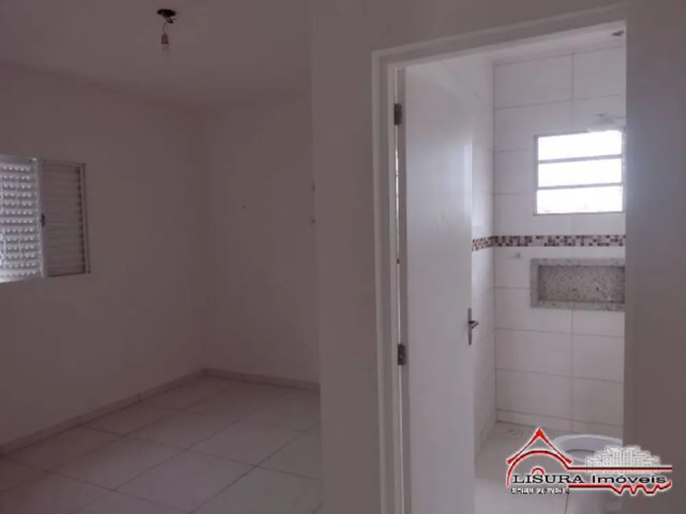 Casa, 4 quartos, 240 m² - Foto 2