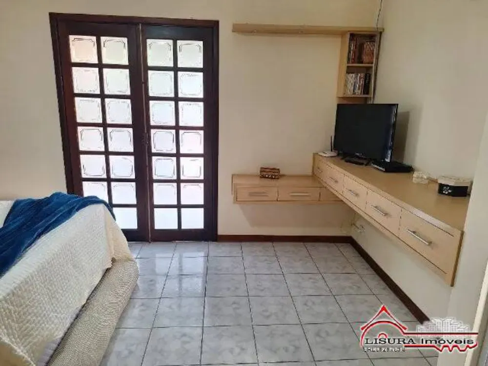Casa, 3 quartos, 214 m² - Foto 4