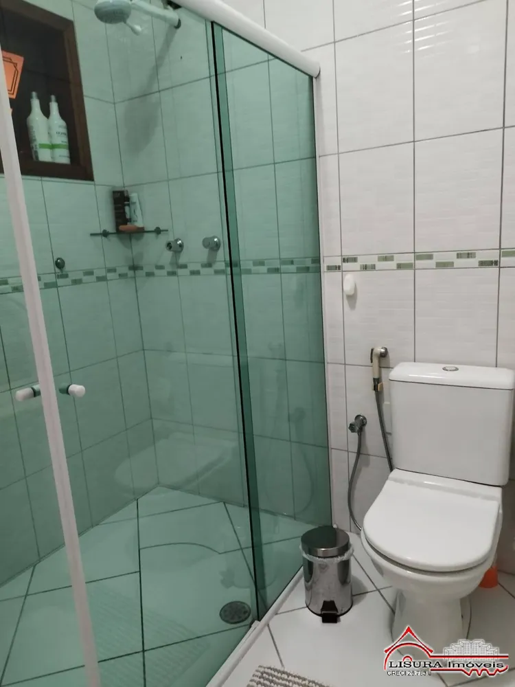 Casa, 3 quartos, 240 m² - Foto 13