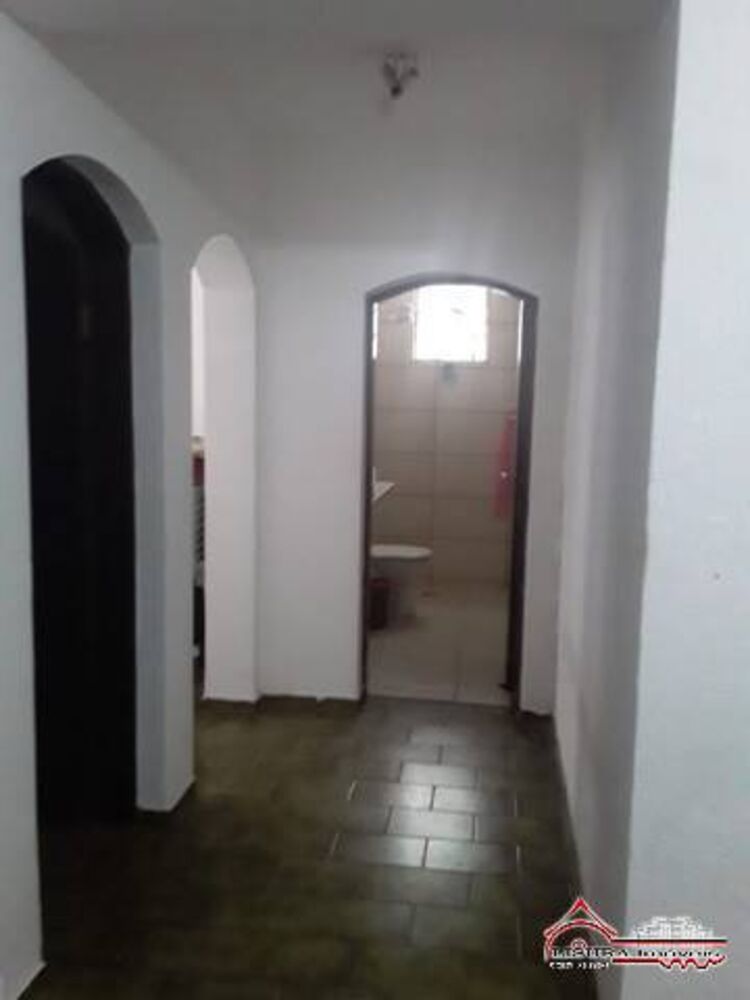 Casa à venda com 3 quartos, 176m² - Foto 2
