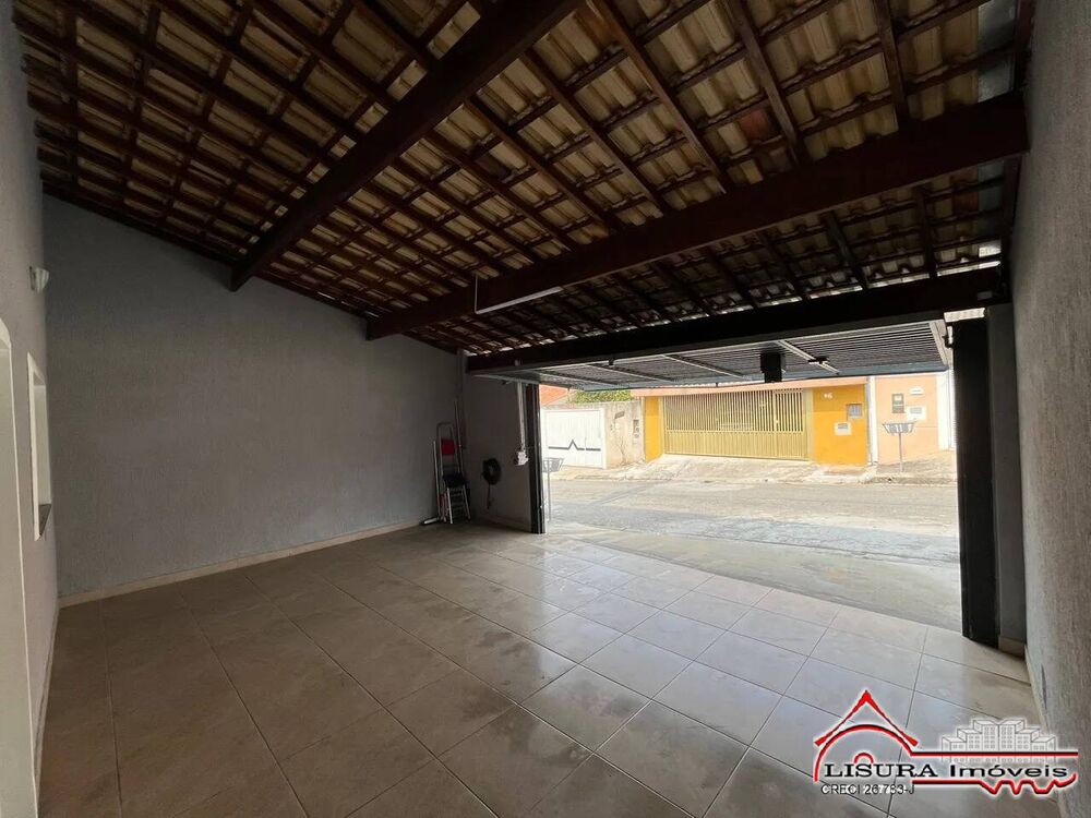 Casa à venda com 3 quartos, 85m² - Foto 1