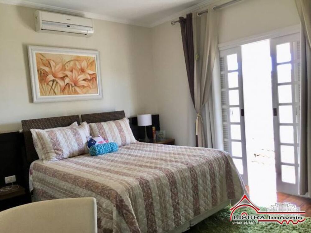 Casa de Condomínio à venda com 3 quartos, 287m² - Foto 3
