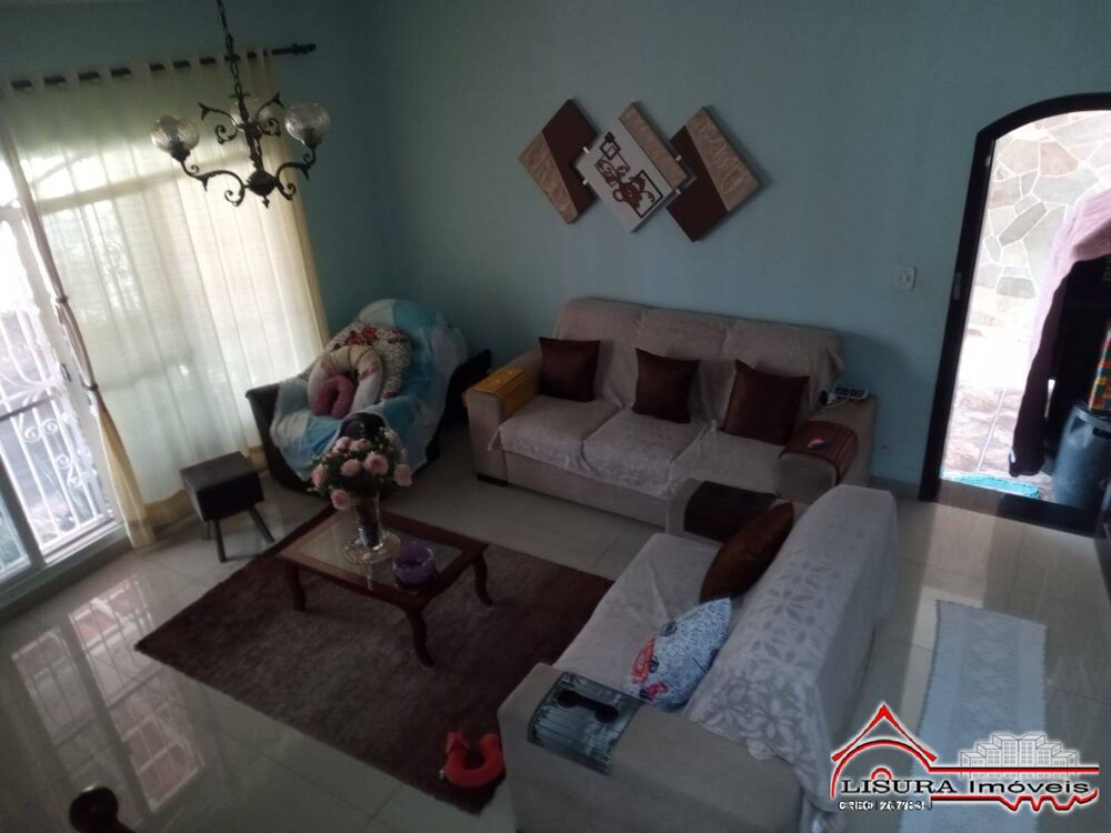 Casa, 4 quartos, 233 m² - Foto 1