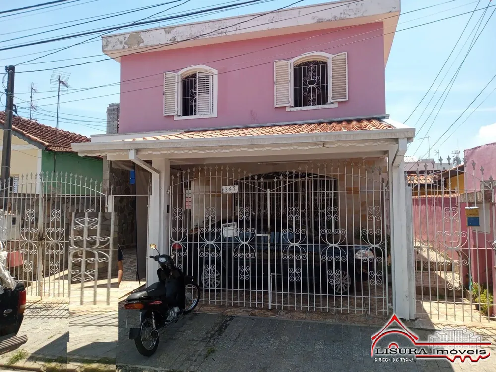 Casa, 4 quartos, 233 m² - Foto 1