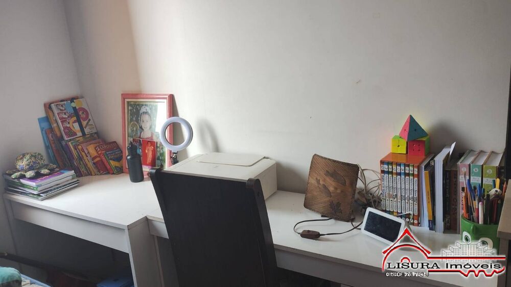 Apartamento à venda com 2 quartos, 64m² - Foto 3