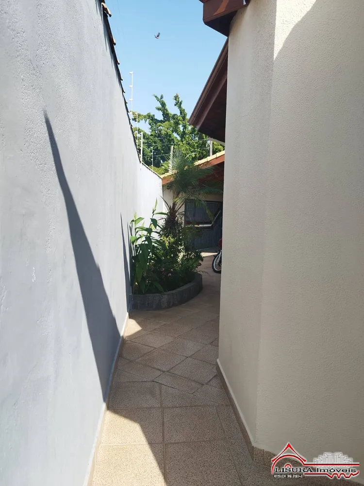 Casa, 3 quartos, 247 m² - Foto 2