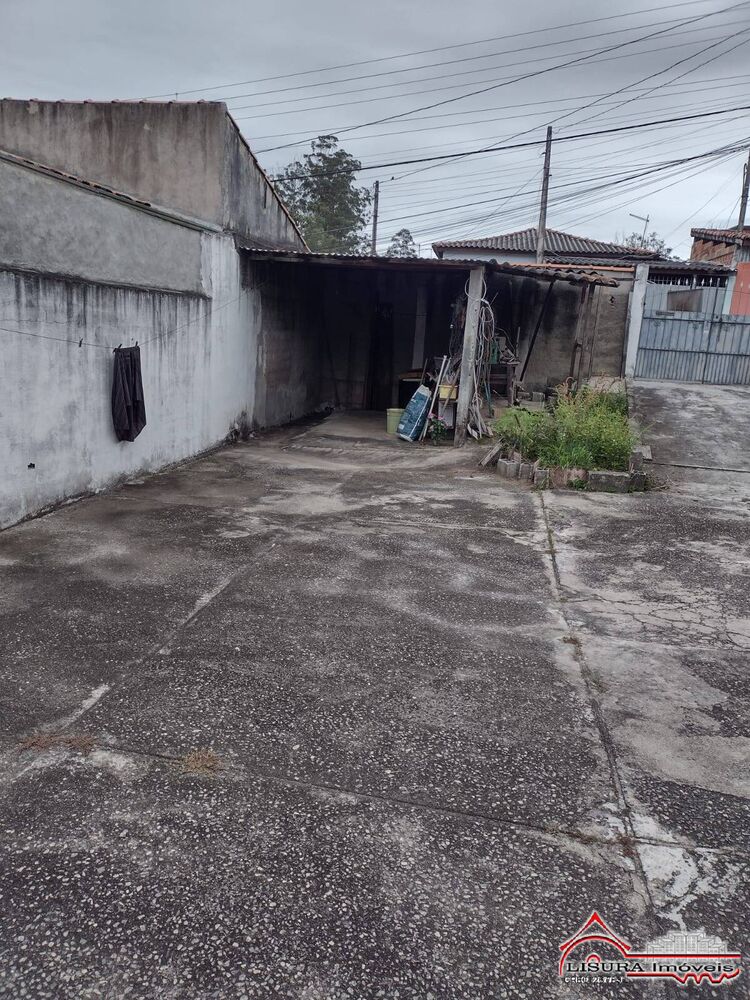 Casa à venda com 2 quartos, 75m² - Foto 3