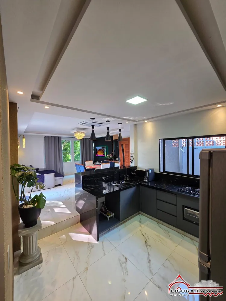 Casa, 3 quartos, 260 m² - Foto 2