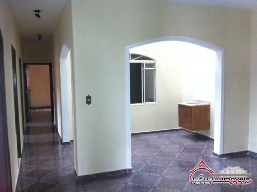 Casa, 4 quartos, 210 m² - Foto 2