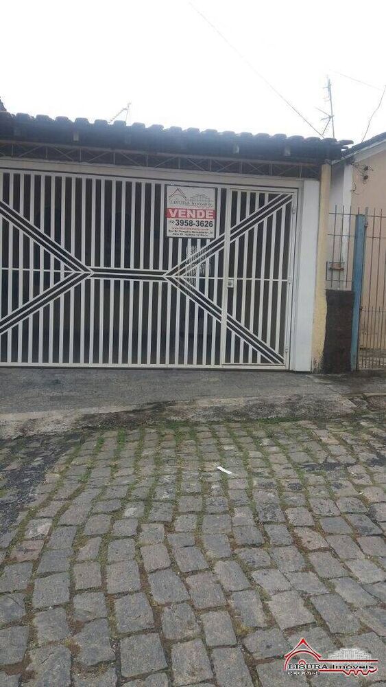 Casa à venda com 2 quartos, 1m² - Foto 1