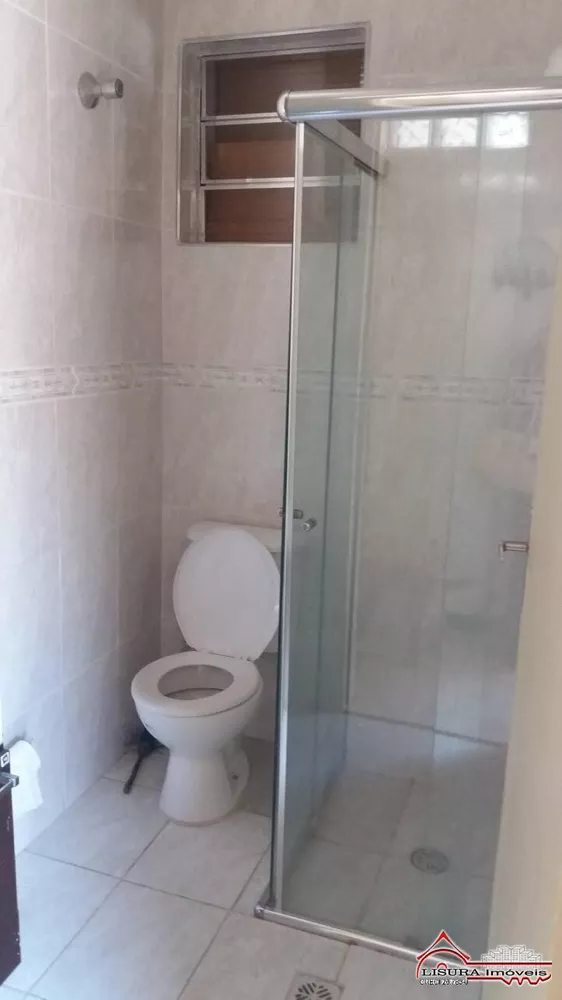 Casa à venda com 3 quartos, 194m² - Foto 2