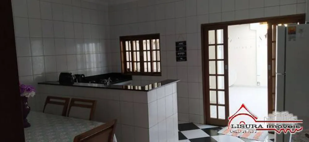 Casa, 3 quartos, 190 m² - Foto 1