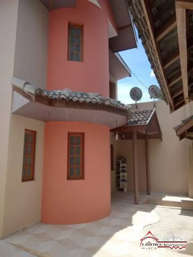 Casa, 4 quartos, 190 m² - Foto 2