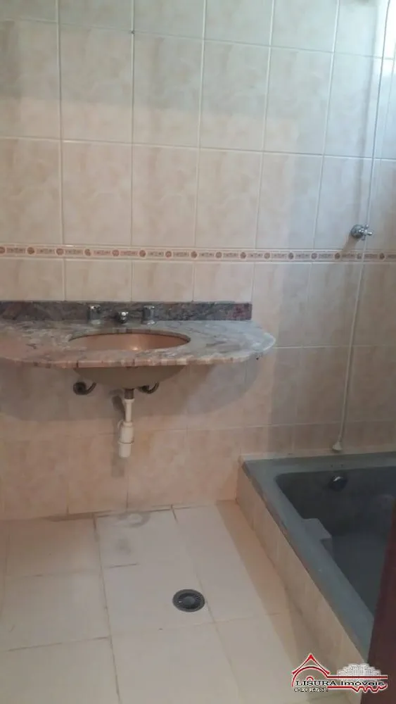 Casa, 5 quartos, 227 m² - Foto 4