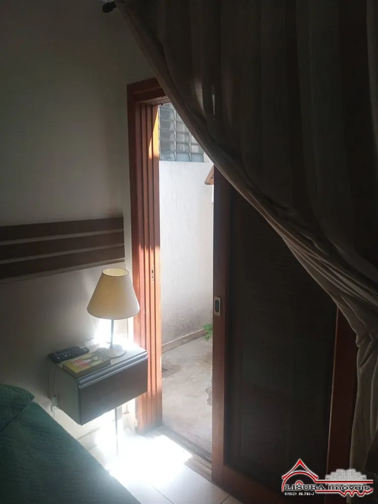 Casa, 3 quartos, 213 m² - Foto 3