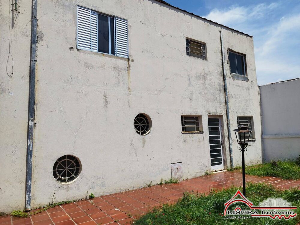 Casa à venda com 2 quartos, 270m² - Foto 8