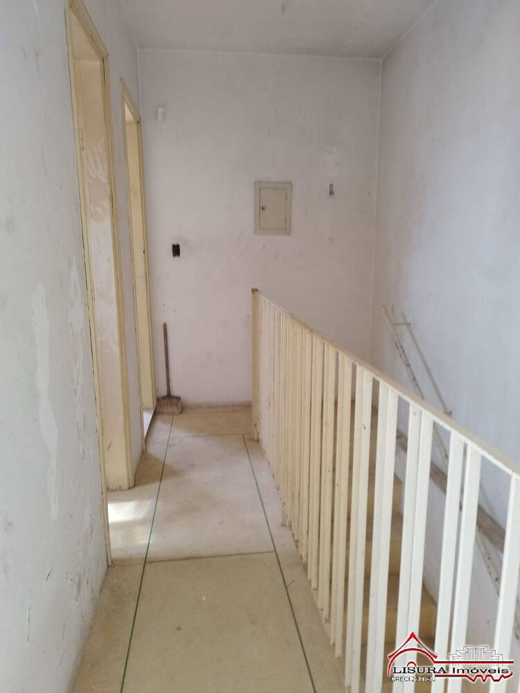 Casa à venda com 2 quartos, 270m² - Foto 3