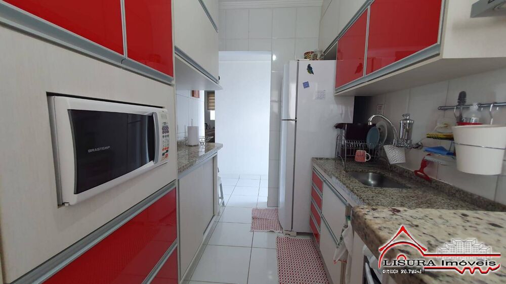Apartamento à venda com 2 quartos, 68m² - Foto 1