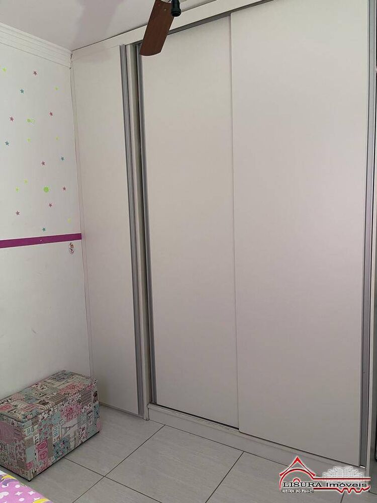 Casa de Condomínio à venda com 3 quartos, 83m² - Foto 1