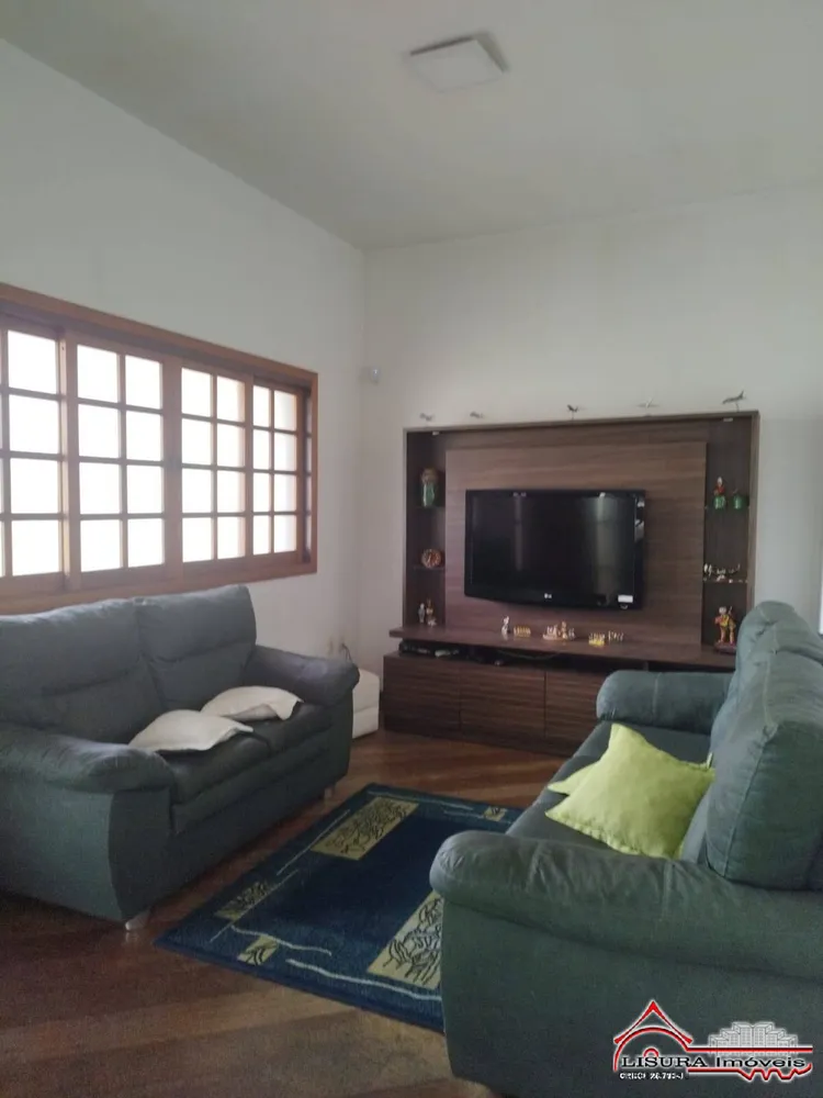 Casa, 4 quartos, 310 m² - Foto 1