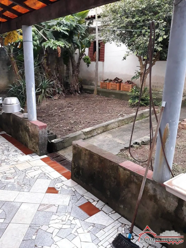 Casa, 3 quartos, 264 m² - Foto 1