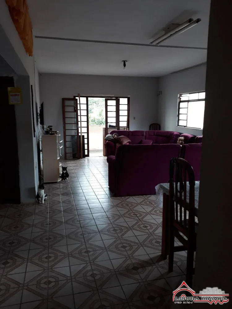 Casa, 3 quartos, 264 m² - Foto 1