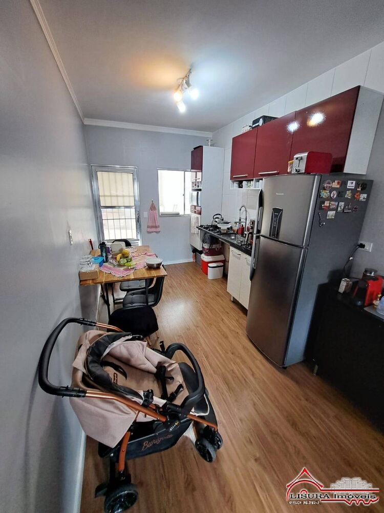 Casa de Condomínio à venda com 2 quartos, 60m² - Foto 1