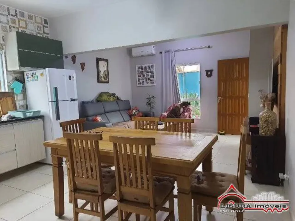 Casa, 2 quartos, 160 m² - Foto 1