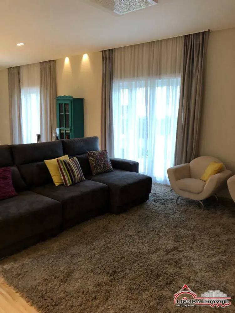 Casa, 5 quartos, 237 m² - Foto 2