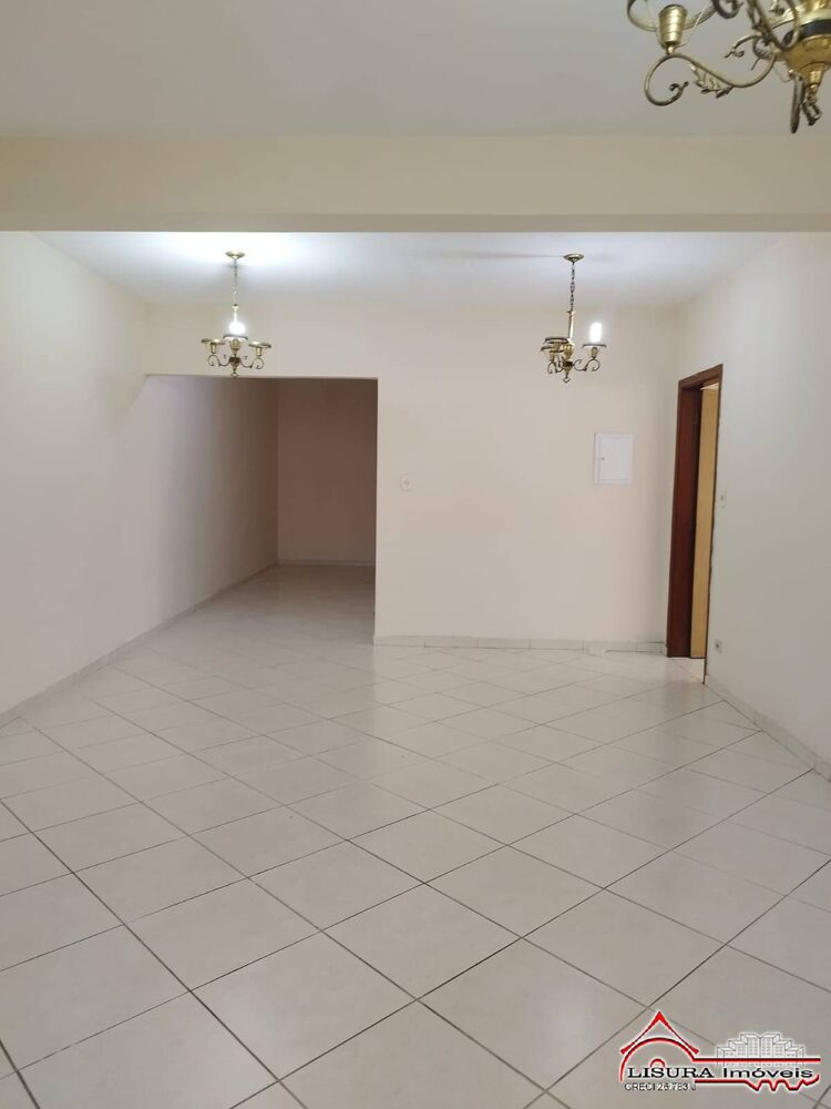 Casa, 3 quartos, 241 m² - Foto 3