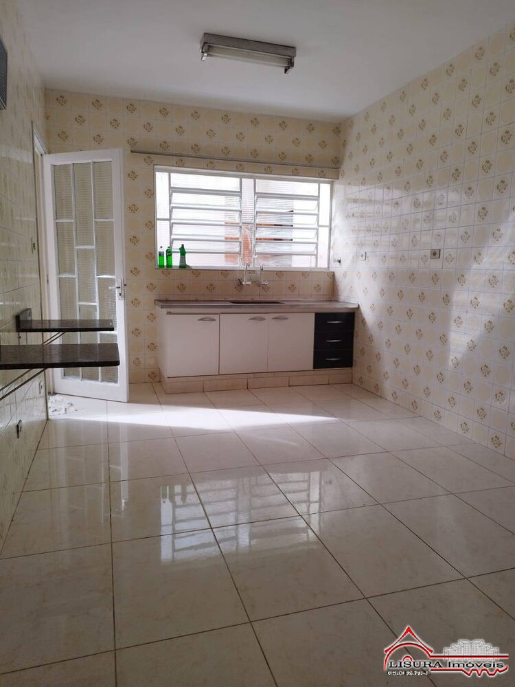 Casa, 3 quartos, 241 m² - Foto 15