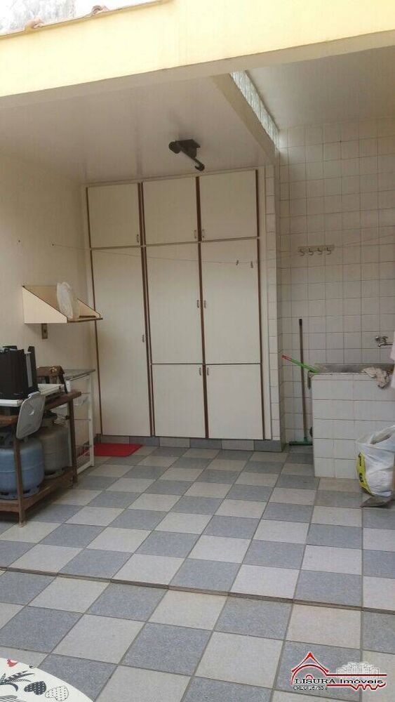 Casa à venda com 3 quartos, 192m² - Foto 3